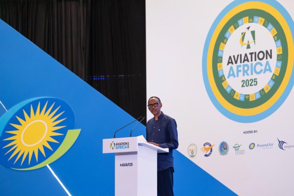Perezida Kagame yavuze ku byo kwifashisha ’drones’ za Zipline Rwanda mu bucuruzi